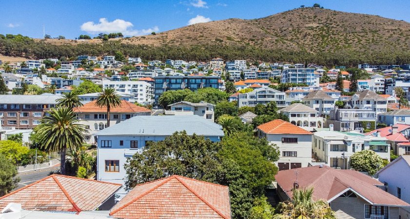  Bedroom Property for Sale in Green Point Western Cape
